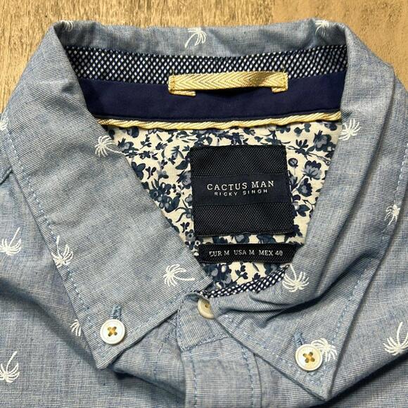 Cactus Man button down casual shirt with palm trees, Medium - Picture 6 of 6